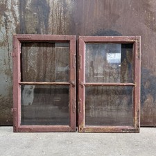 Altes Paar Sprossenfenster