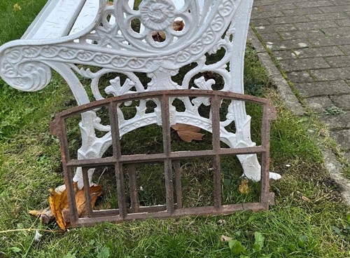 Altes stallfenster gusseisen - stallfenster,