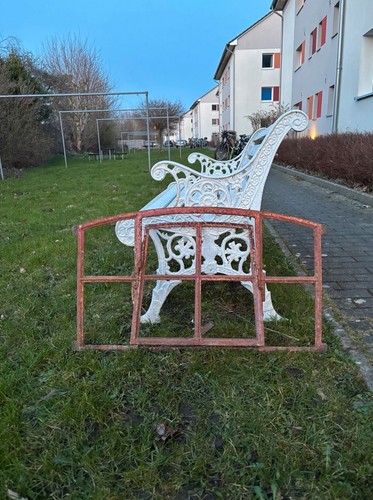 Altes stallfenster gusseisen - stallfenster,