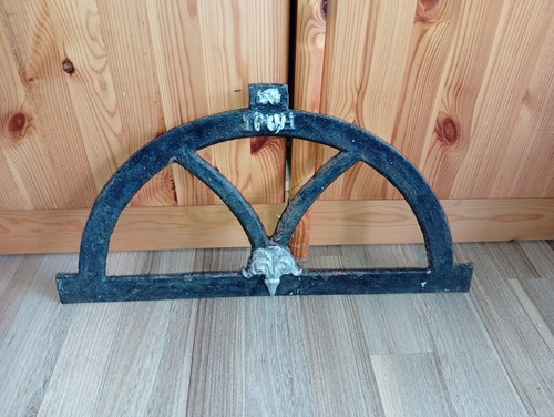 Antikes halbrundes fenster - antikes,