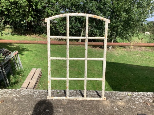 Antikes stallfenster aus - stallfenster,