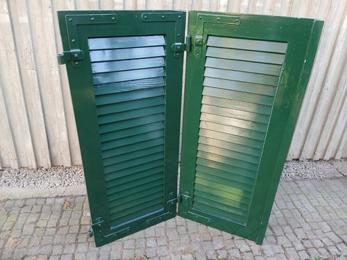 Doppelter fensterladen holz - -,