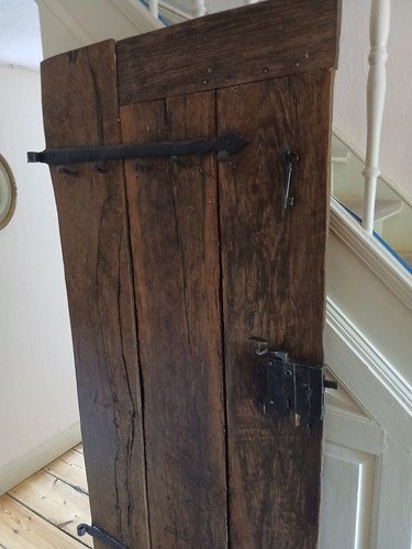 Historische holztür braun aus - historische,