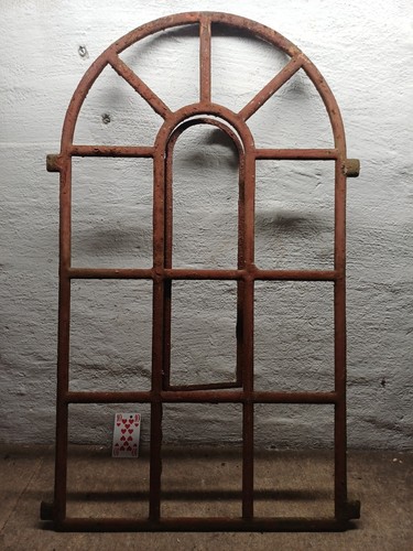Massives altes fenster mit - massives,