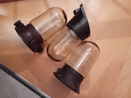 Drei bakelit glaskolbenlampen - bakelit,