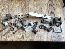 Alte Holzfenster Riegel usw.